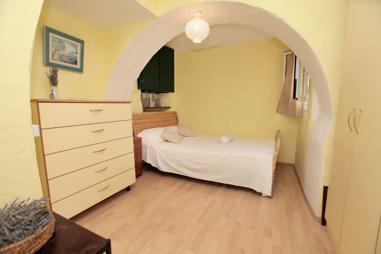Phaedra Apartment Traù Esterno foto