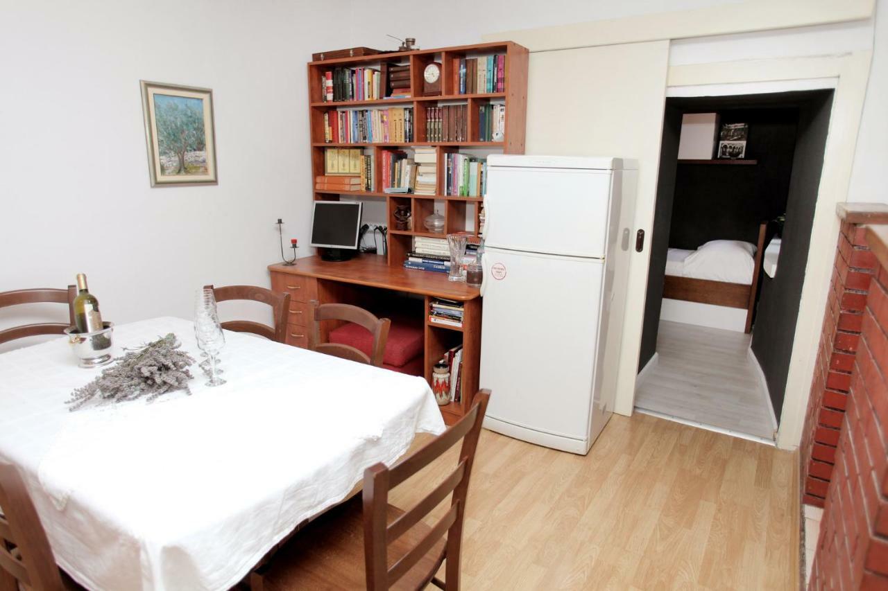 Phaedra Apartment Traù Esterno foto
